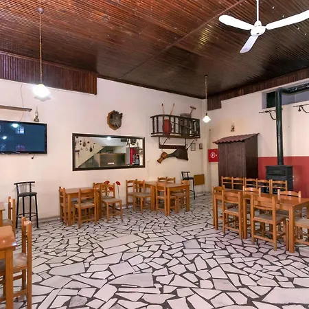 ολόκληρο σπίτι στα βουνά των αγραφων Villa *