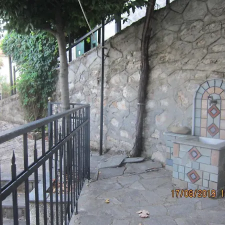 ολόκληρο σπίτι στα βουνά των αγραφων Villa *