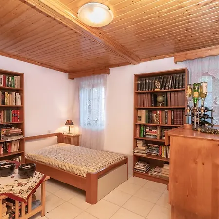 ολόκληρο σπίτι στα βουνά των αγραφων Villa Thrapsímion